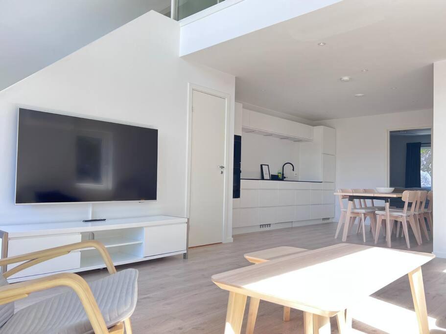 Top Floor Apartment Arossanden 5 A Kristiansand Kültér fotó