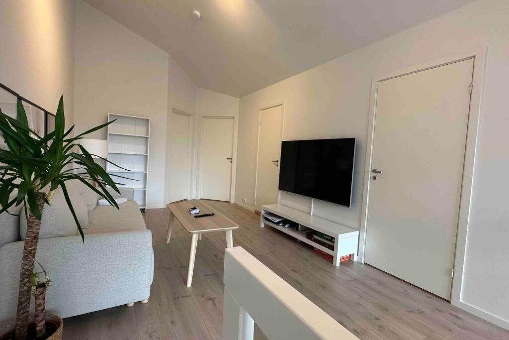 Top Floor Apartment Arossanden 5 A Kristiansand Kültér fotó